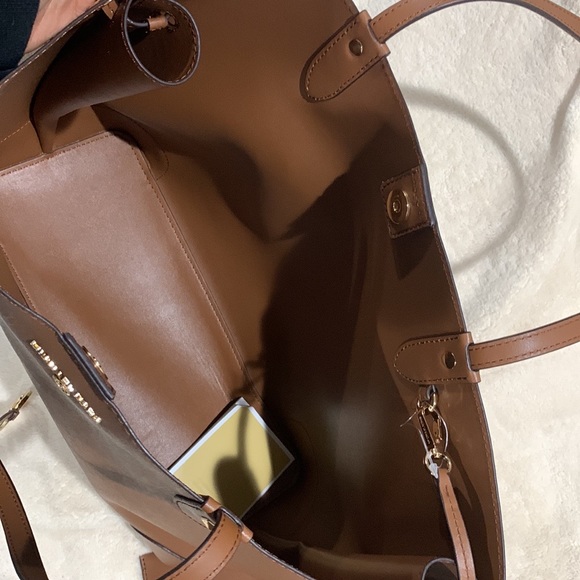 Michael Kors bag with wallet - Picture 3 of 6